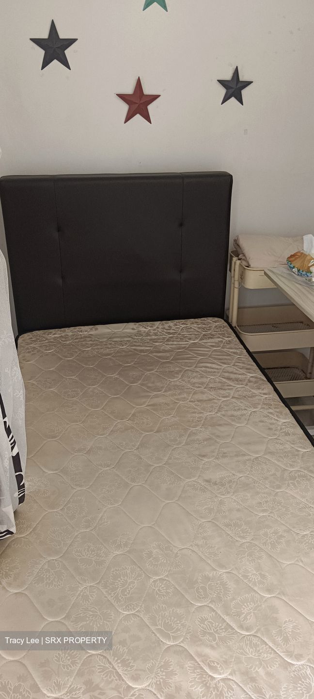 # 1 Loft (D14), Apartment #433834091